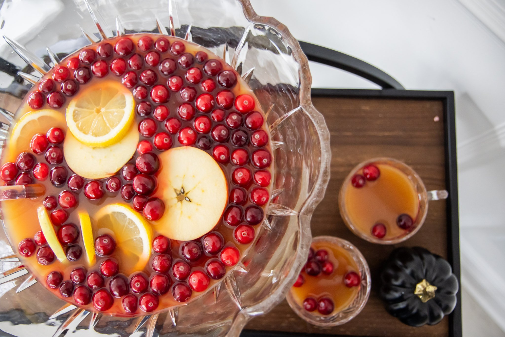 1702135560 285 دوستانی که قبلاً هرگز نبود