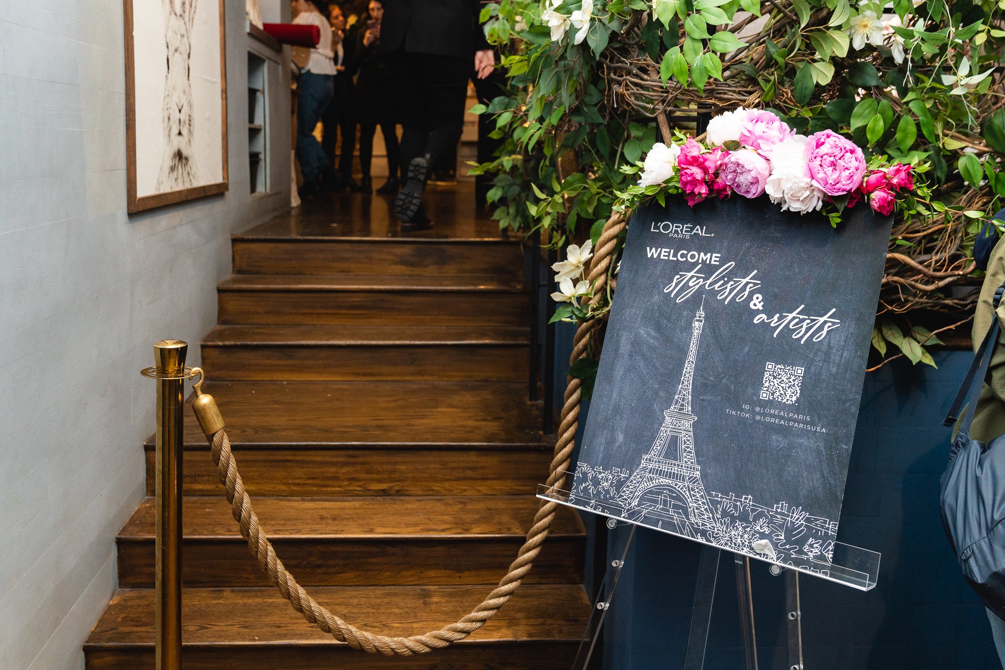 برای مت گالا 2023 بیدار شوید و آرایش کنید 21 230501_ABMCLOreal_03322_WiniLao.jpg