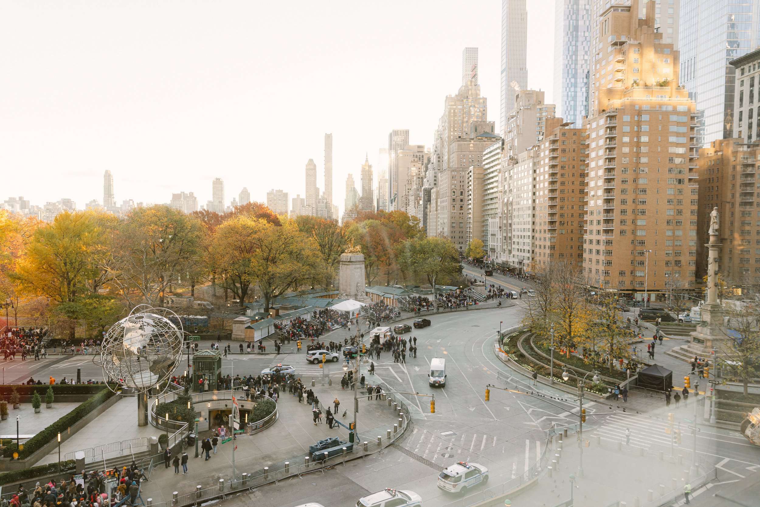 1703010489 834 بابا نوئل در حال آمدن است به شهر