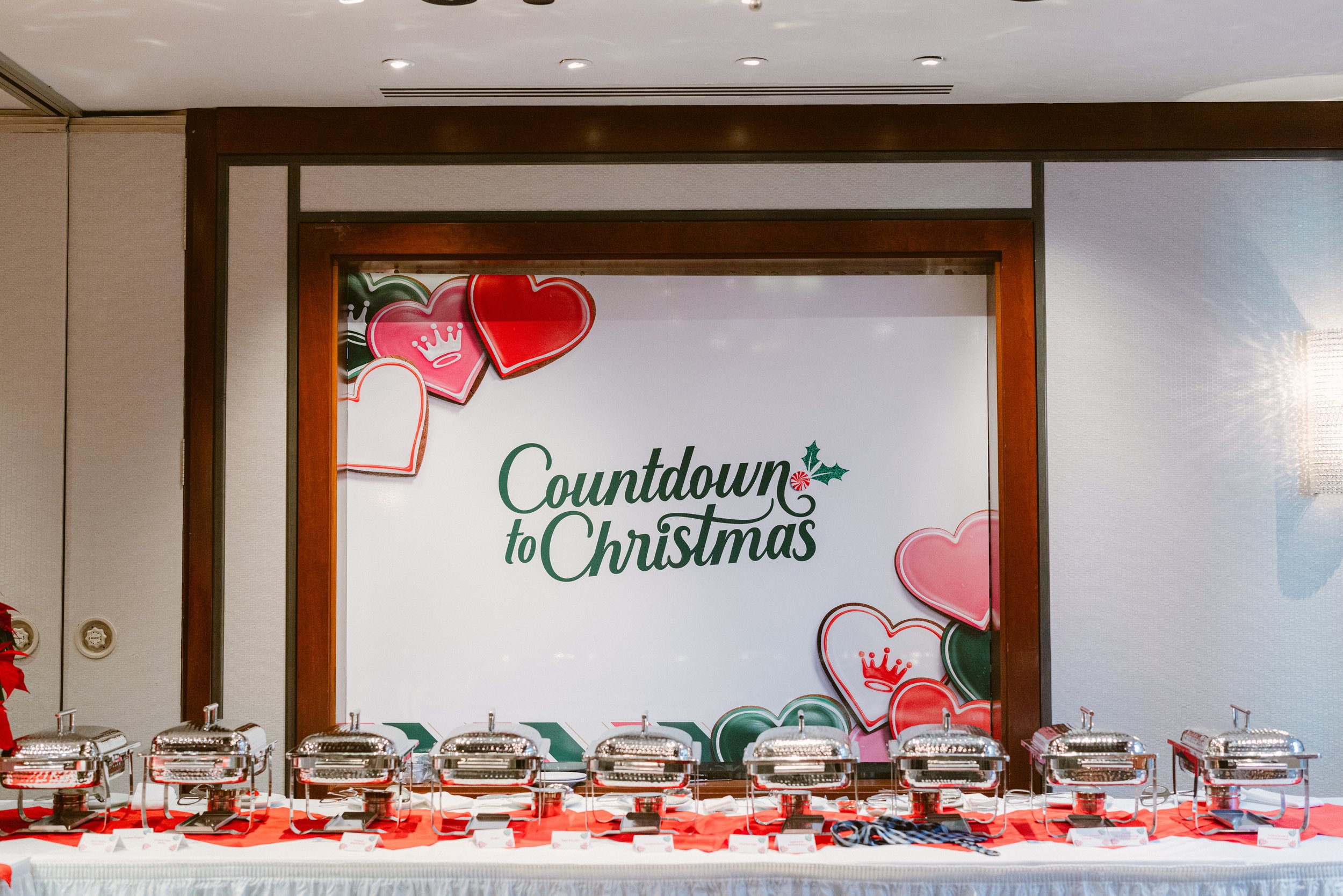 1703010509 670 بابا نوئل در حال آمدن است به شهر