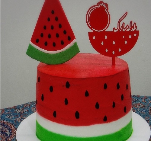 1703364734 23 تزیین کیک شب یلدا