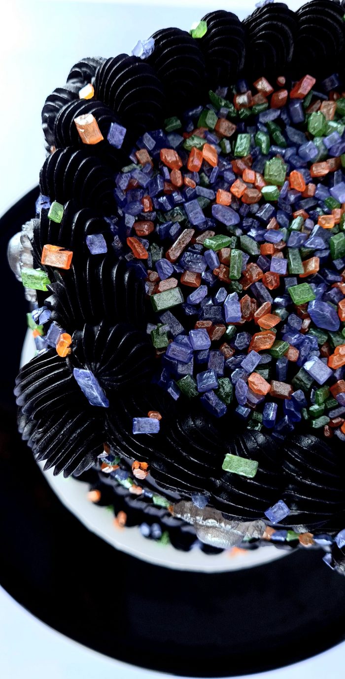 1703795953 932 طرز تهیه کیک لمبث هالووین