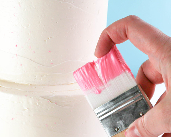 کیک قلم مو 12 کیک قلم مو - طرز تهیه کیک پر الهام گرفته از کالاباسا با استفاده از آب نبات و ابزارهای روزمره | توسط ارین گاردنر برای TheCakeBlog.com