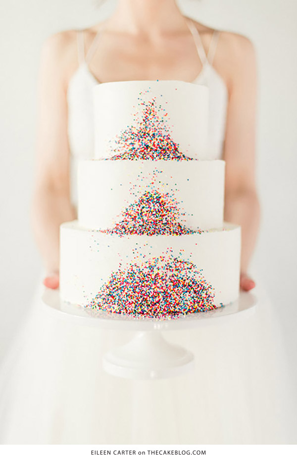 10 کیک پرتاب کنفتی |  از جمله این طرح توسط Eileen Carter Creations |  در TheCakeBlog.com