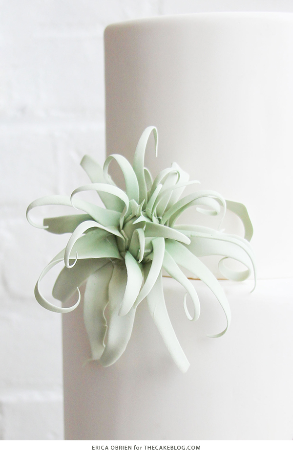 کیک آغشته به طلا 3 کیک عروسی آغشته به طلا | توسط اریکا اوبرین برای TheCakeBlog.com