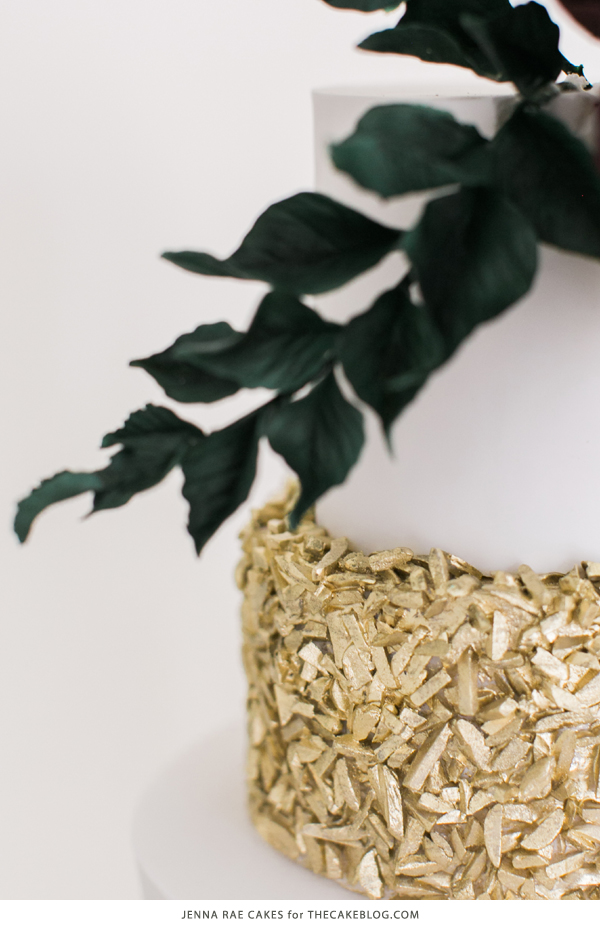 ترندهای کیک عروسی 2015 |  از جمله این کیک پولک های طلایی و مارسالا جنا رائه کیک |  در TheCakeBlog.com