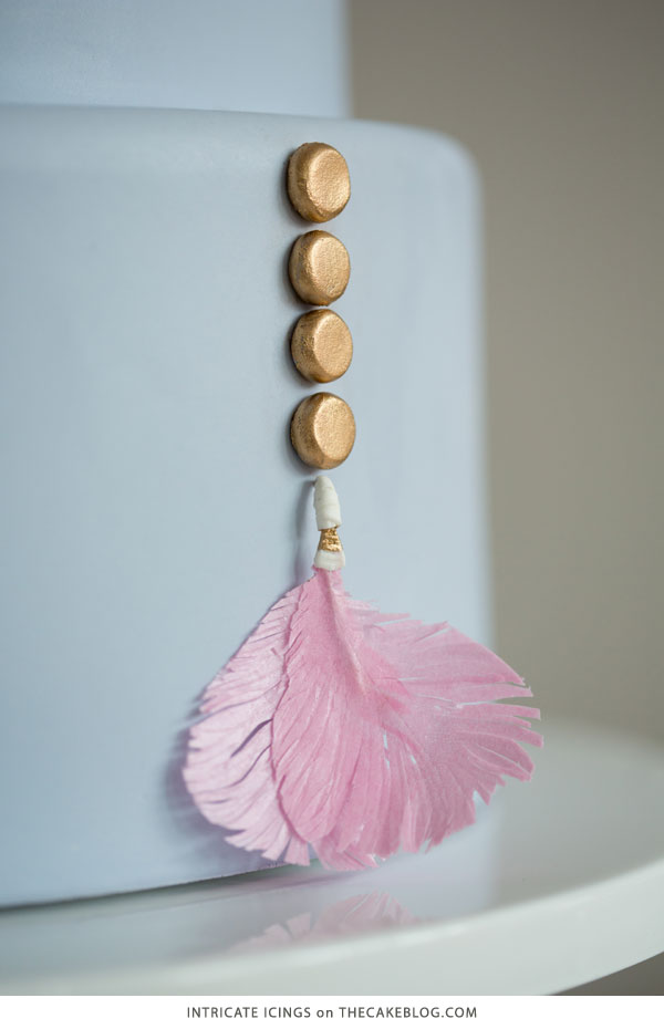 ترندهای کیک عروسی 2015 7 ترندهای کیک عروسی 2015 | از جمله این طرح توسط Intricate Icings | در TheCakeBlog.com