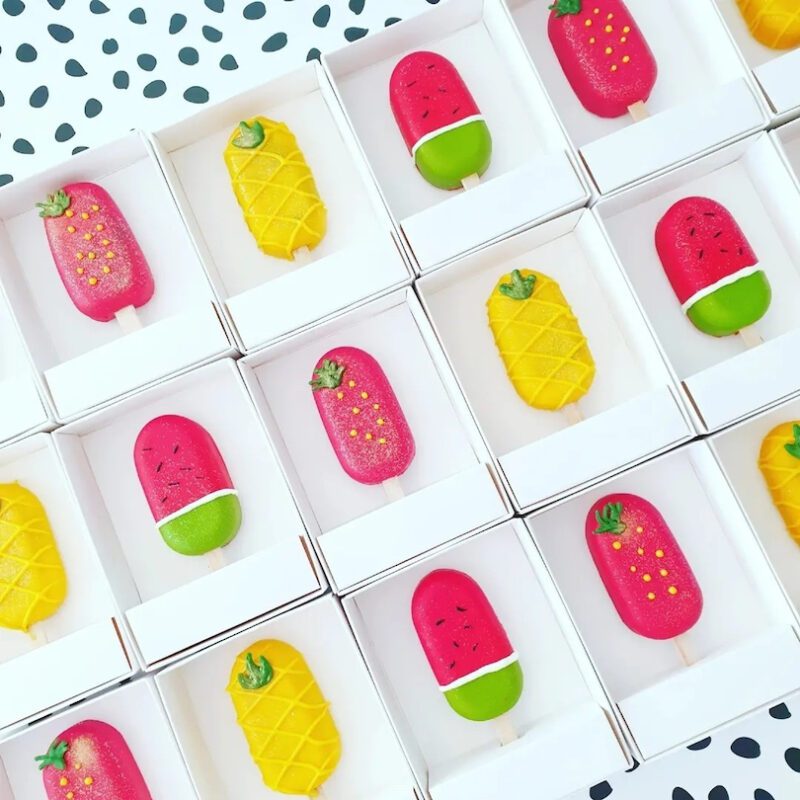 الهام از کیک زیبا از انجمن #CakeDecFamous ما!