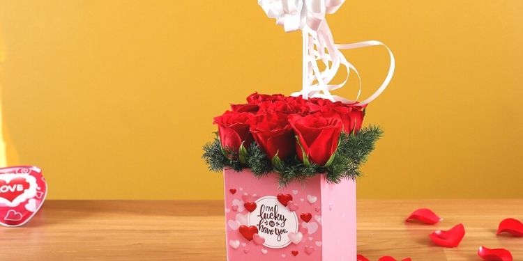 بدانید که گل ها چگونه می توانند احساس خاص بودن را در آنها ایجاد کنند 1 How flowers can make them feel special.