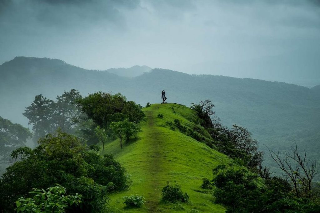 در اینجا 5 بهترین کاری که در پونا انجام می شود آورده شده است 1 Visit the romantic hill station Lonavala