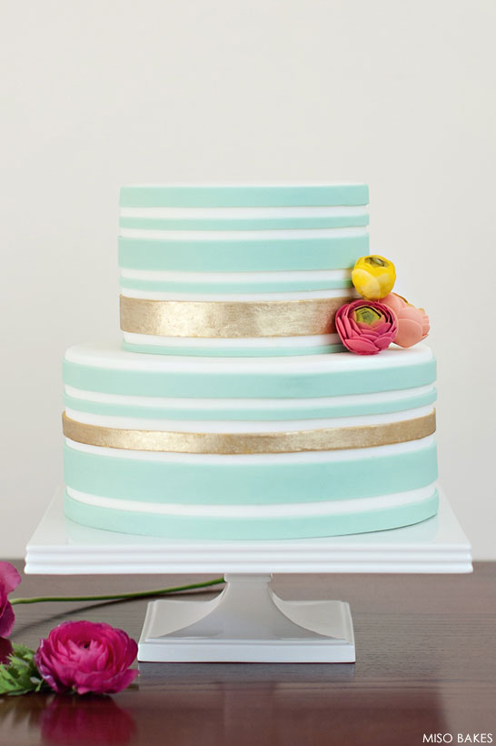 کیک راه راه طلا از میسو بیکس |  TheCakeBlog.com