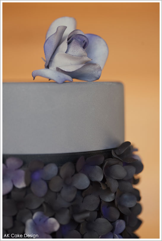 purple flower cake