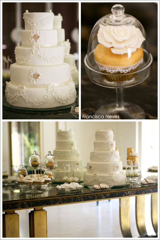 عروسی سفید و طلایی زیبا |  TheCakeBlog.com