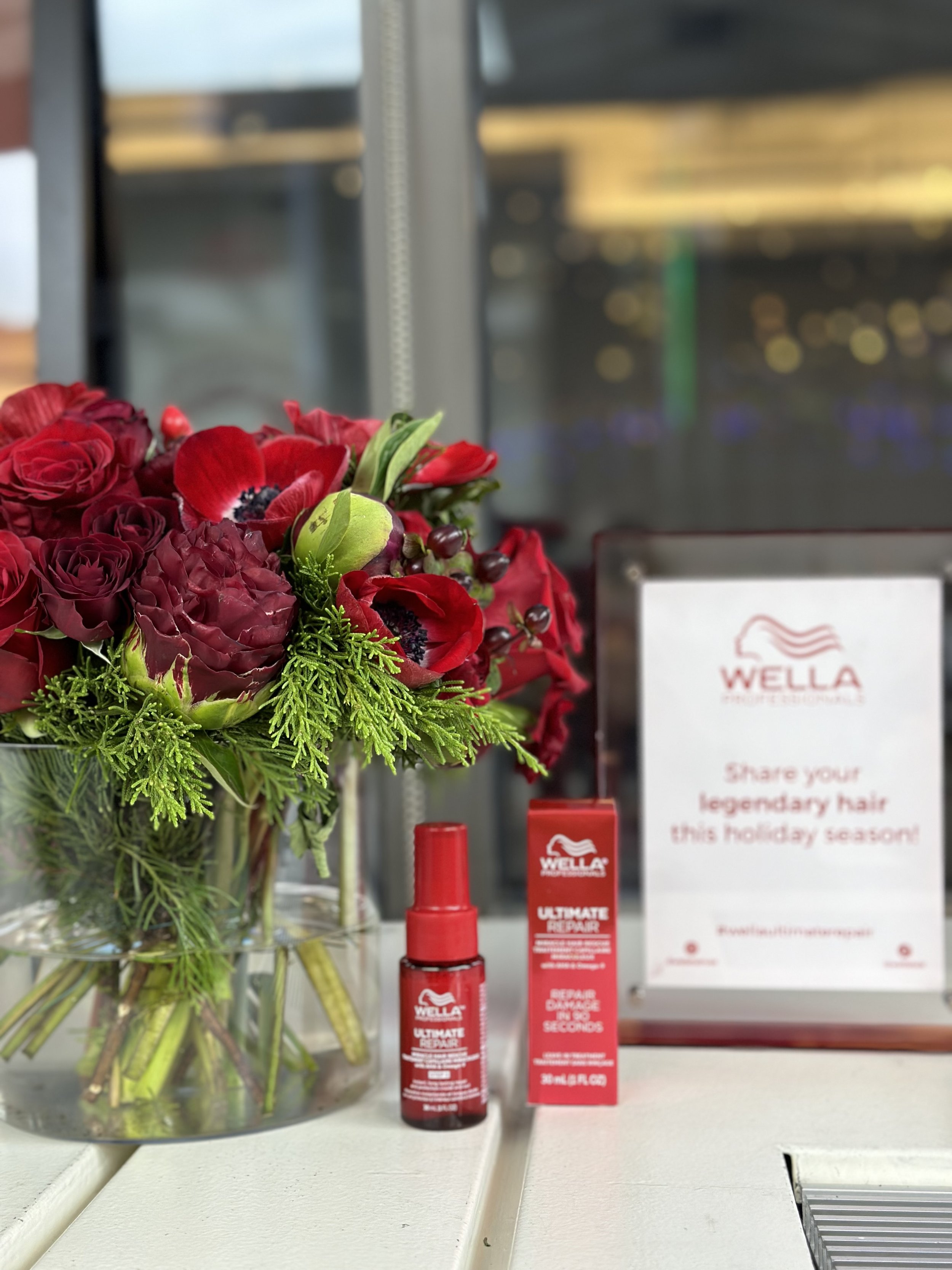 نام تجاری Red Hot Holiday 10 عکس Dec 07 2023, 3 54 53 PM.jpg