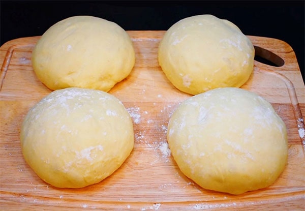 طرز تهیه خمیر پیتزا خانگی 2 آماده کردن خمیر پیتزا