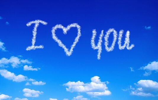 عشق در هوا است