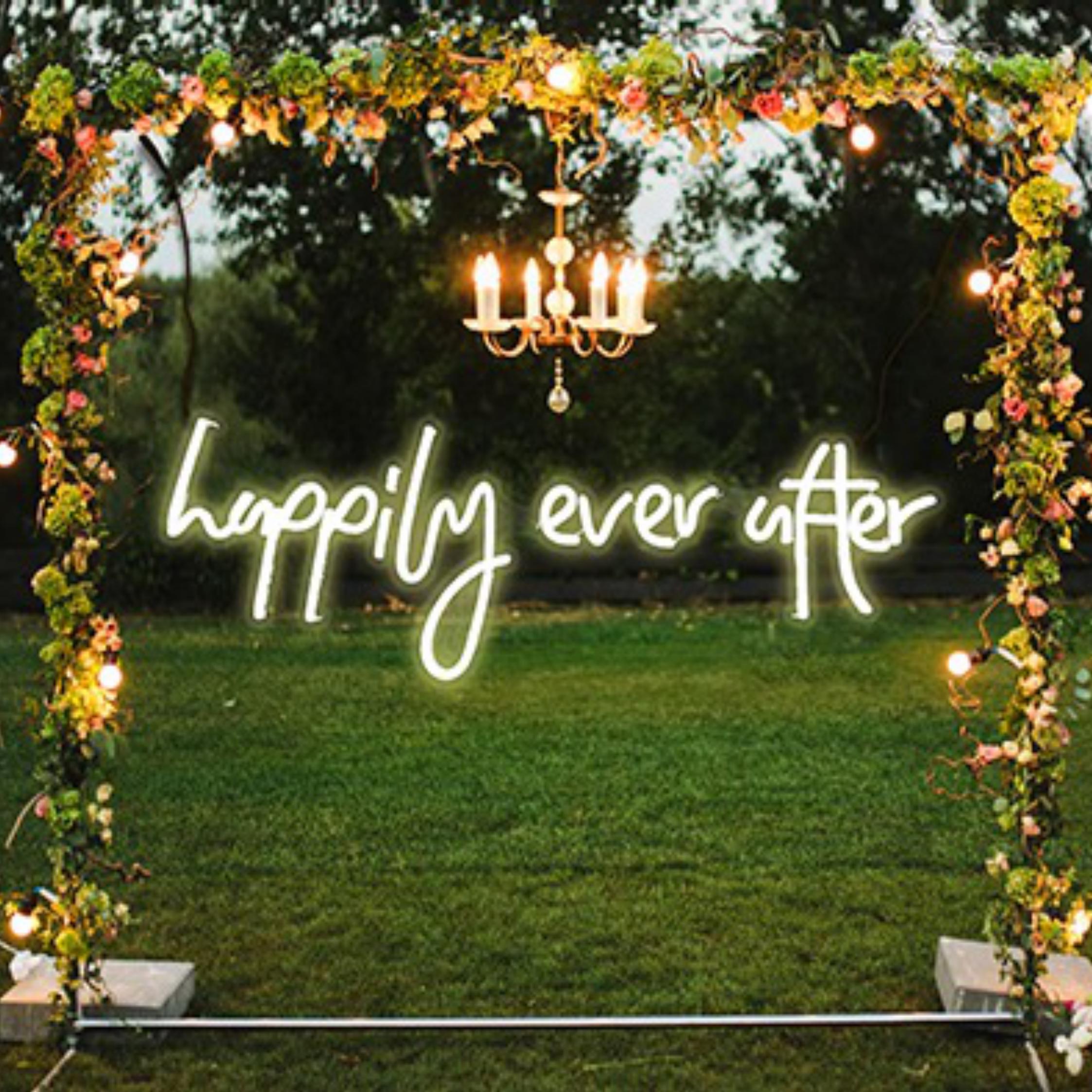 جشن با پانچ: خدمات دکور تولد مبارک 2 دکوراسیون منحصر به فرد LED و نور نئون در خانه - دکوراسیون تولد در خانه با بادکنک