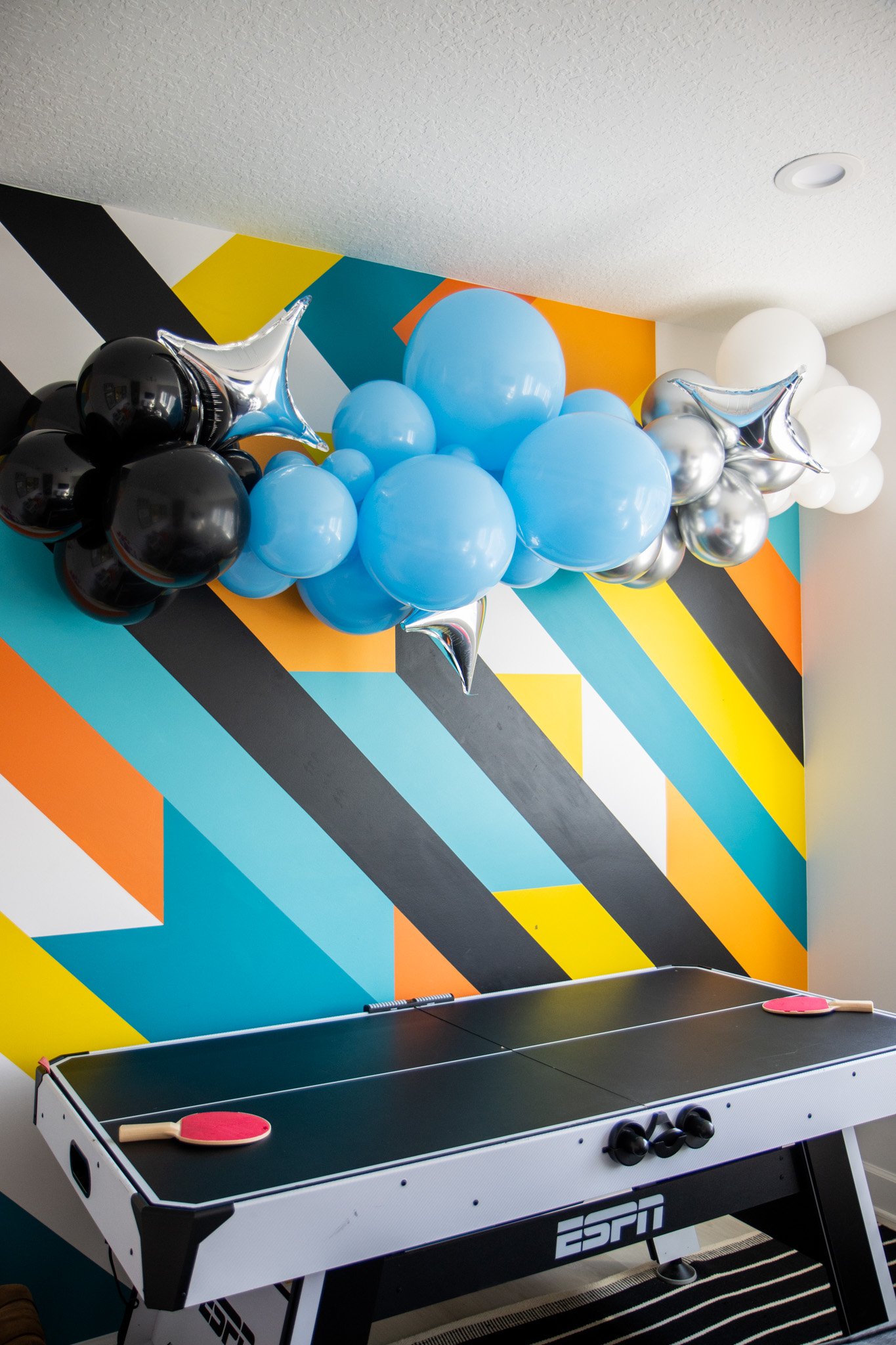 SOCIAL SOCIAL GRAB-AND-GO GARLANDS 3 IMG_1705.jpg