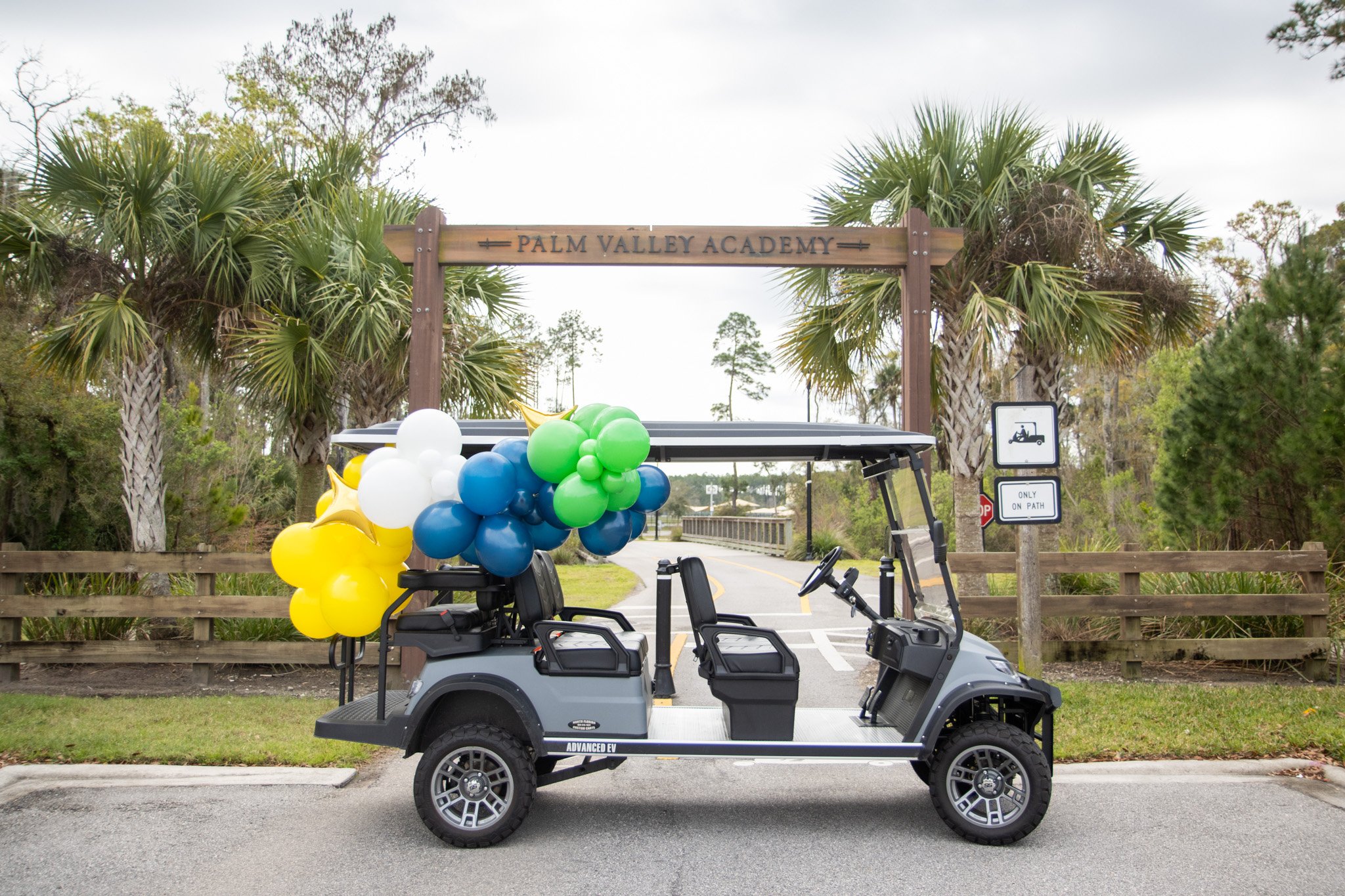 SOCIAL SOCIAL GRAB-AND-GO GARLANDS 7 1727281812 416 SOCIAL SOCIAL GRAB AND GO GARLANDS