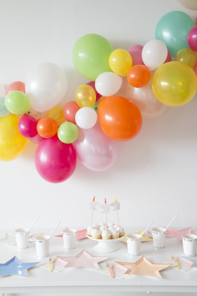 SOCIAL SOCIAL GRAB AND GO GARLANDS