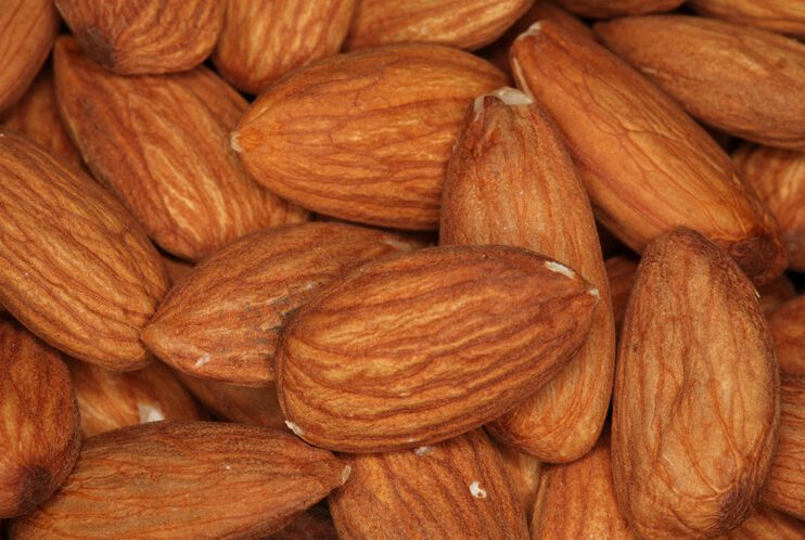 آجیل سالم تر برای شکلات