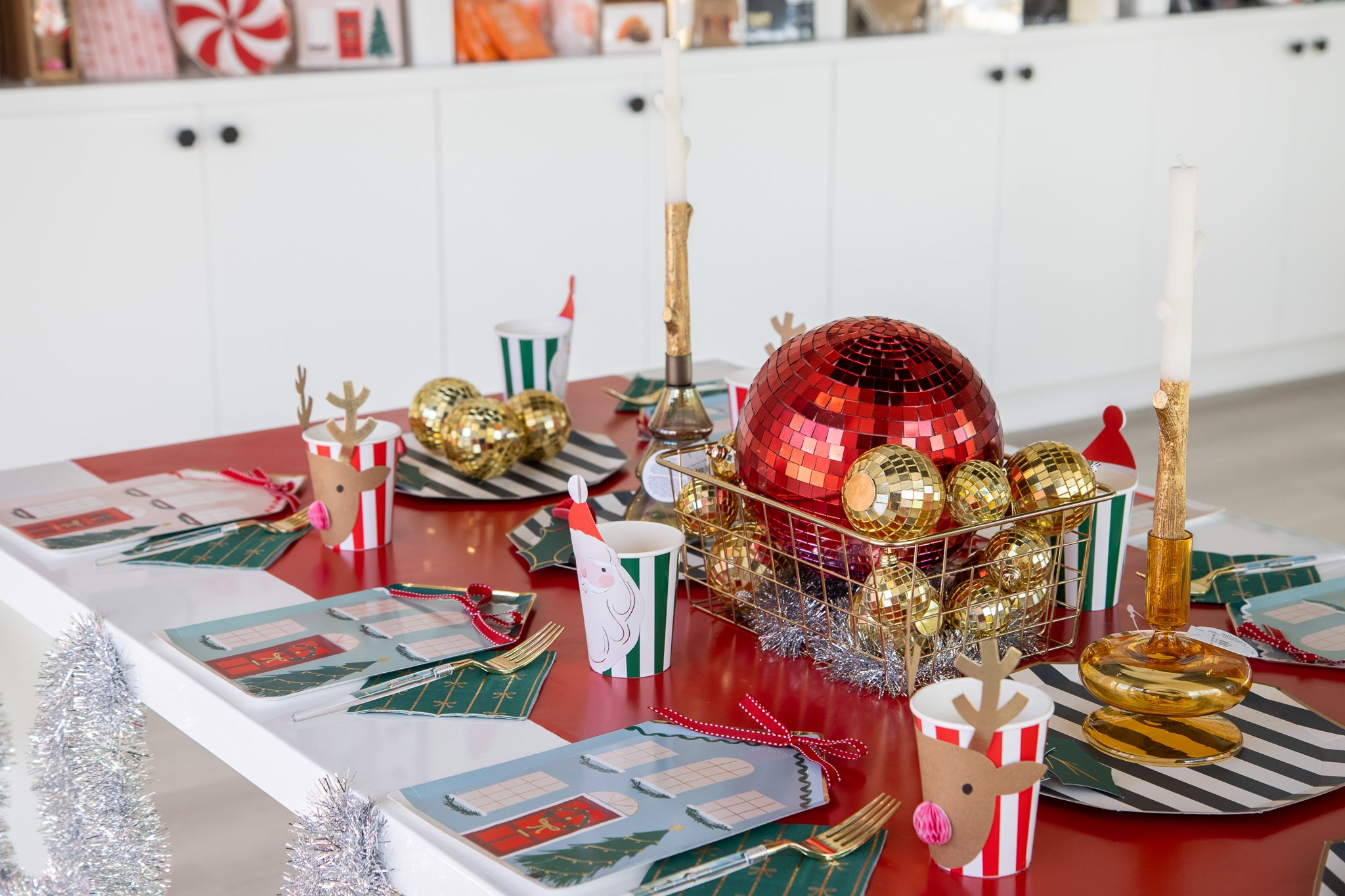 اولین فصل تعطیلات ما در فروشگاه! 5 1734111731 190 اولین فصل تعطیلات ما در فروشگاه