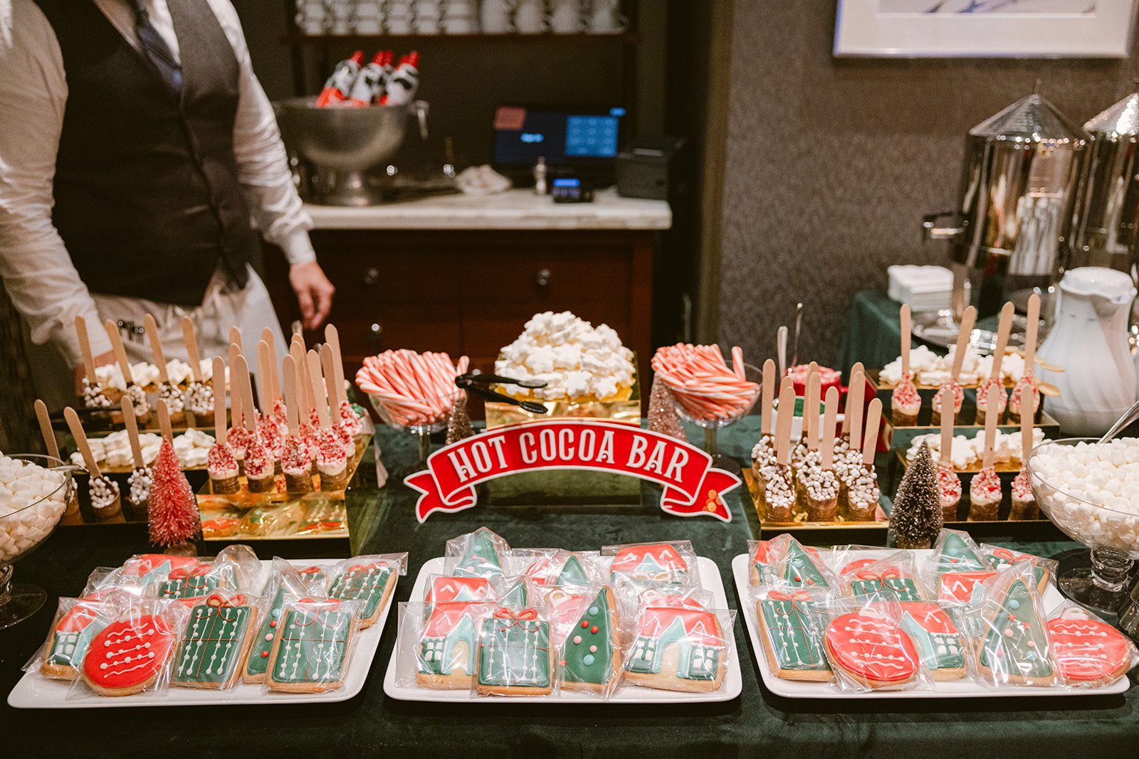 شادی به دنیای شما 10 1734551292 210 شادی به دنیای شما