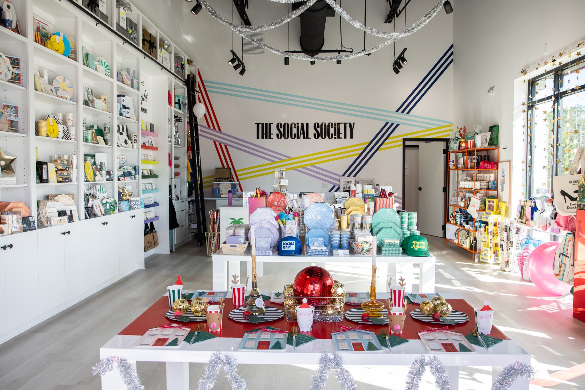 اولین فصل تعطیلات ما در فروشگاه! 1 اولین فصل تعطیلات ما در فروشگاه