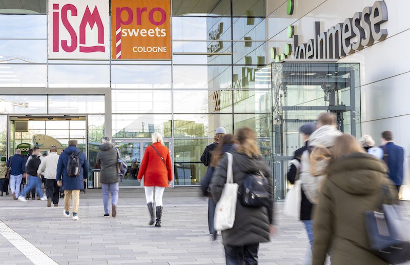 شمارش معکوس نهایی به نمایش های اصلی کلن و نمایش های Prosweets