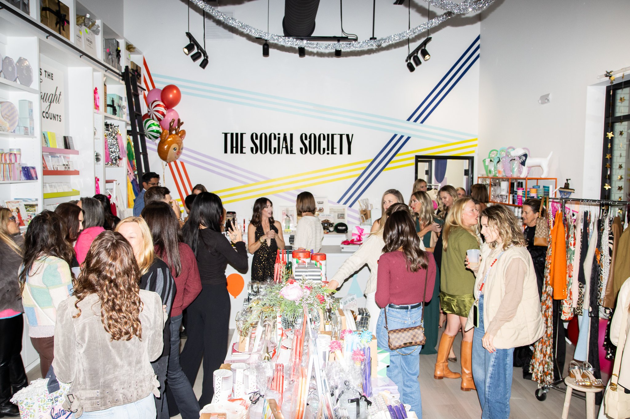 1741570814 210 یک فلاکت در جامعه اجتماعی