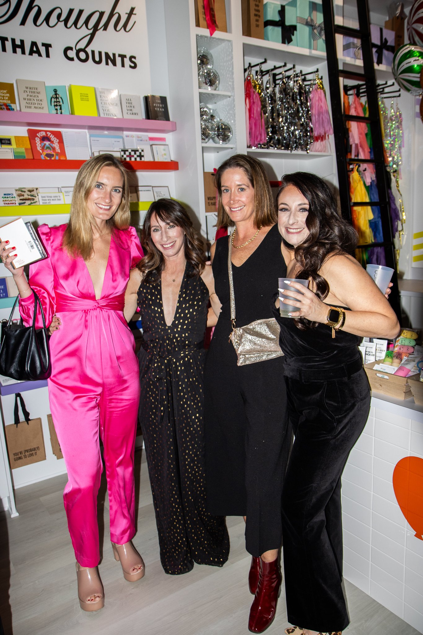 1741570816 810 یک فلاکت در جامعه اجتماعی