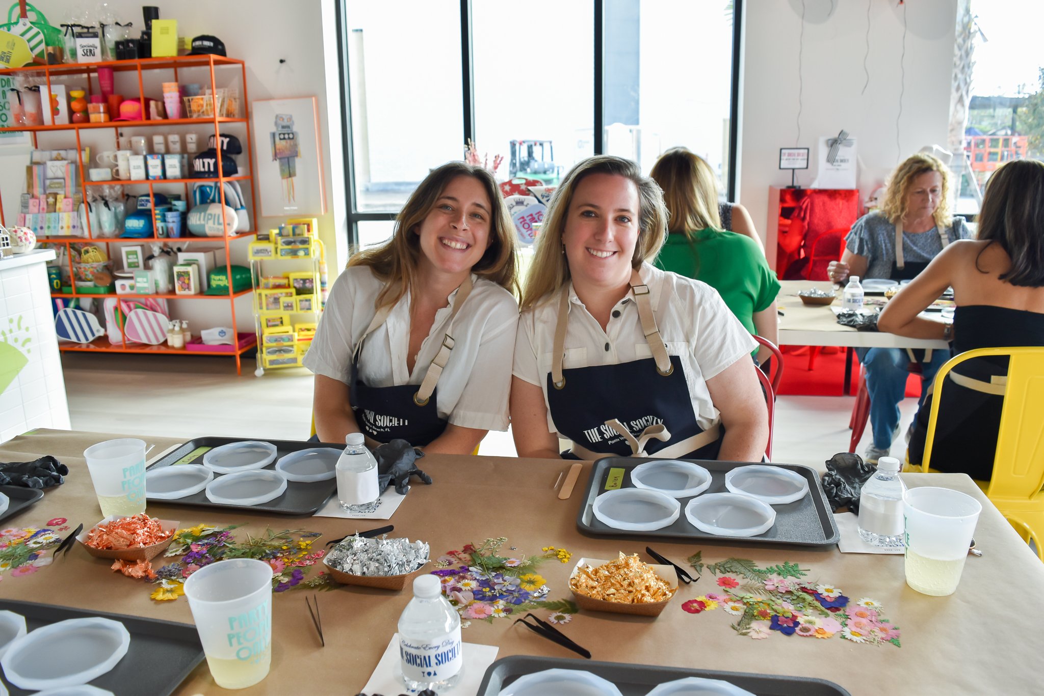 1741581911 61 رویدادهای خصوصی در جامعه اجتماعی