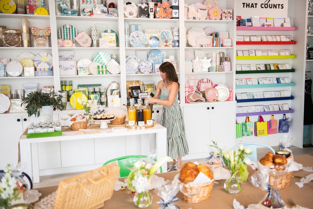 1743704898 942 عروس دوش کودک در انجمن اجتماعی در ساحل پونته