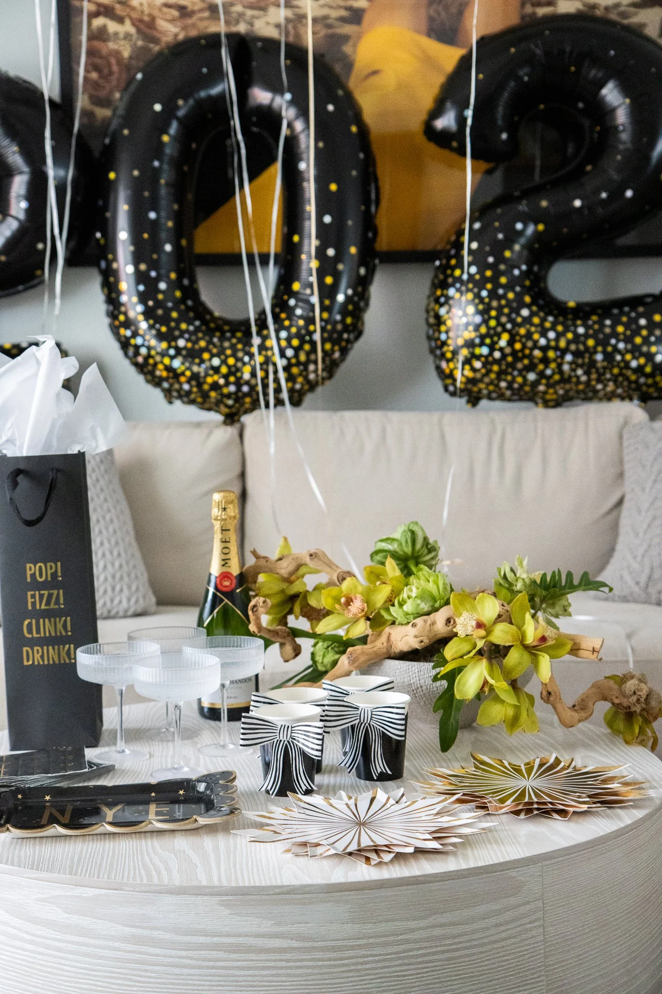 در سال 2026 به روش آسان زنگ بزنید: میزبانی جشن سال نو بدون استرس 7 IMG_8178.jpg